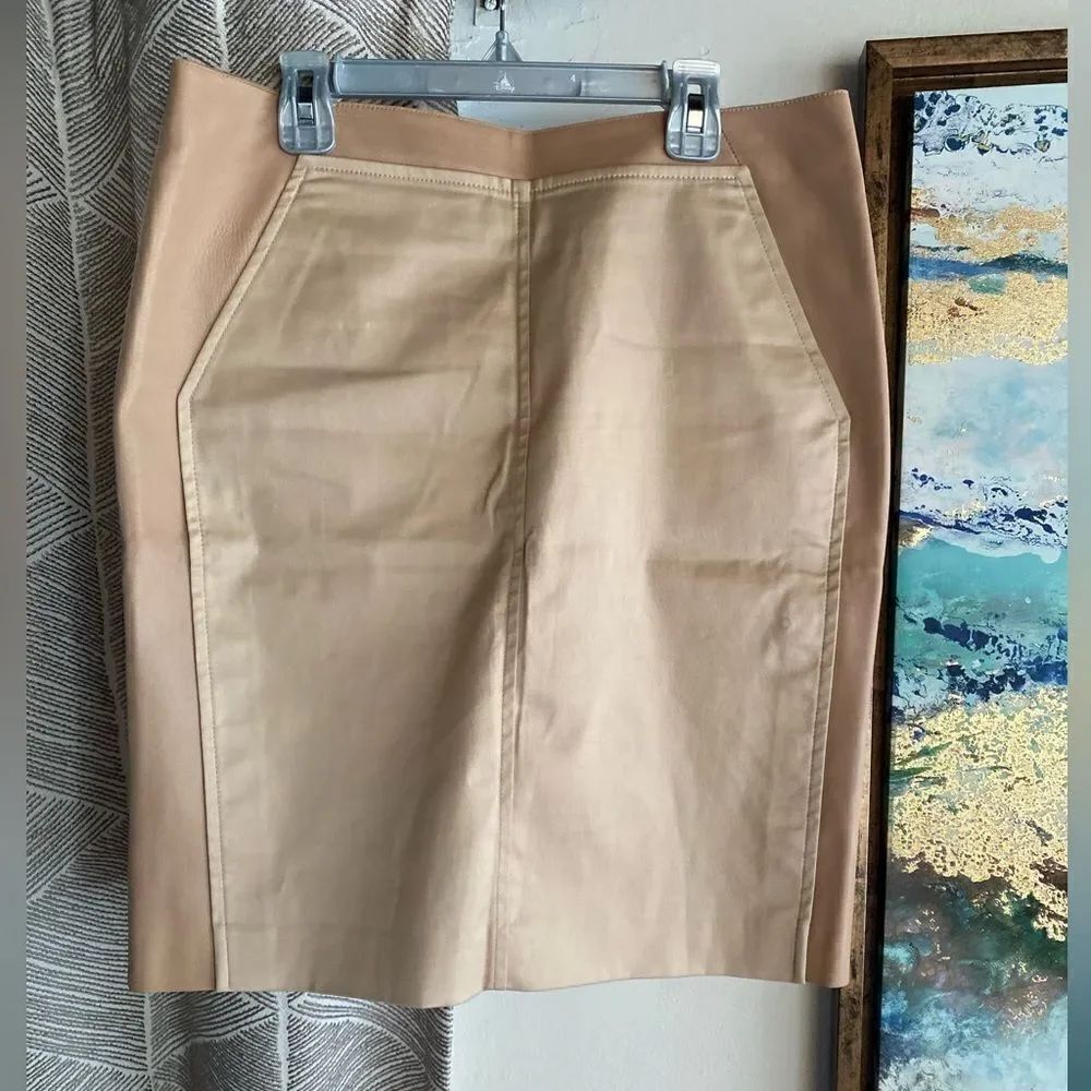 AKRIS Skirt Womens Size 8 Camel Color Lamb nappa leather Lined